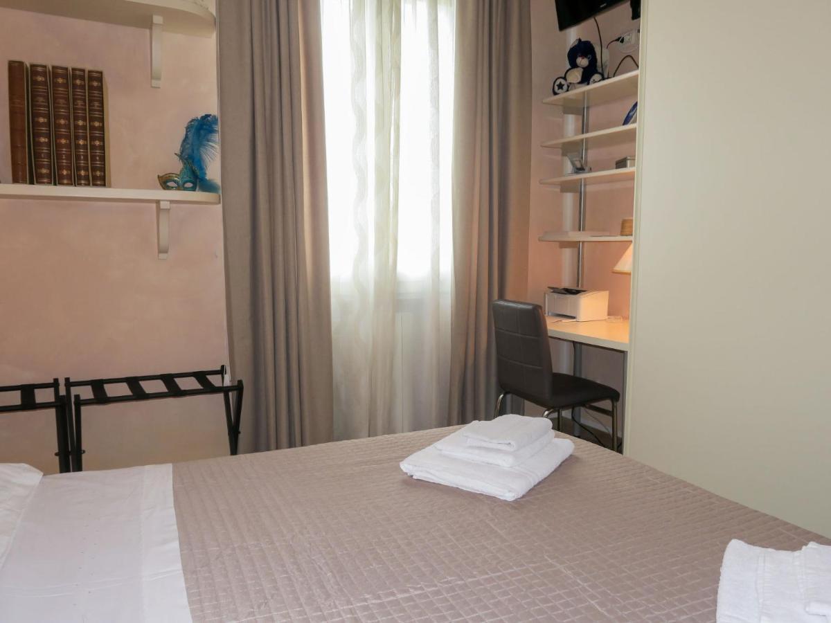 Apartment Le Due Madonne By Interhome Bologna Bagian luar foto