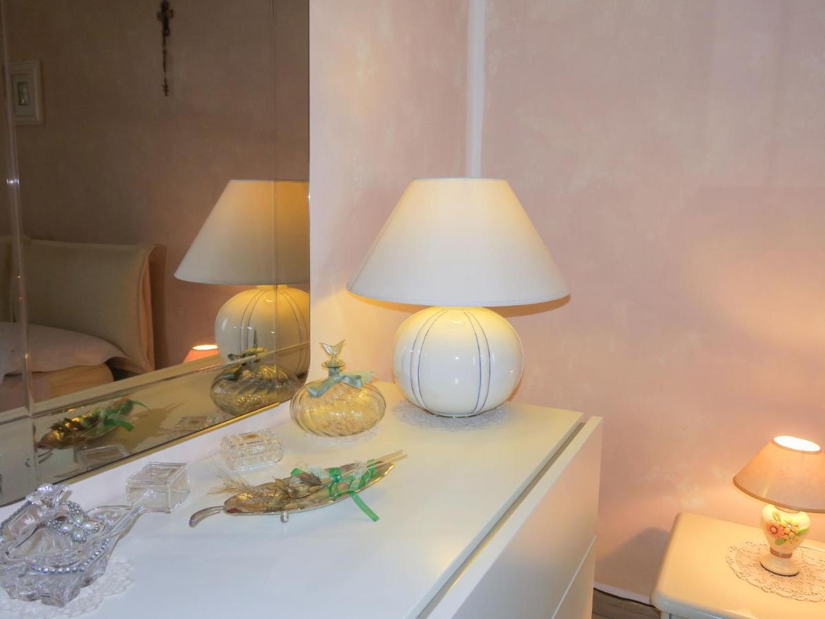 Apartment Le Due Madonne By Interhome Bologna Bagian luar foto