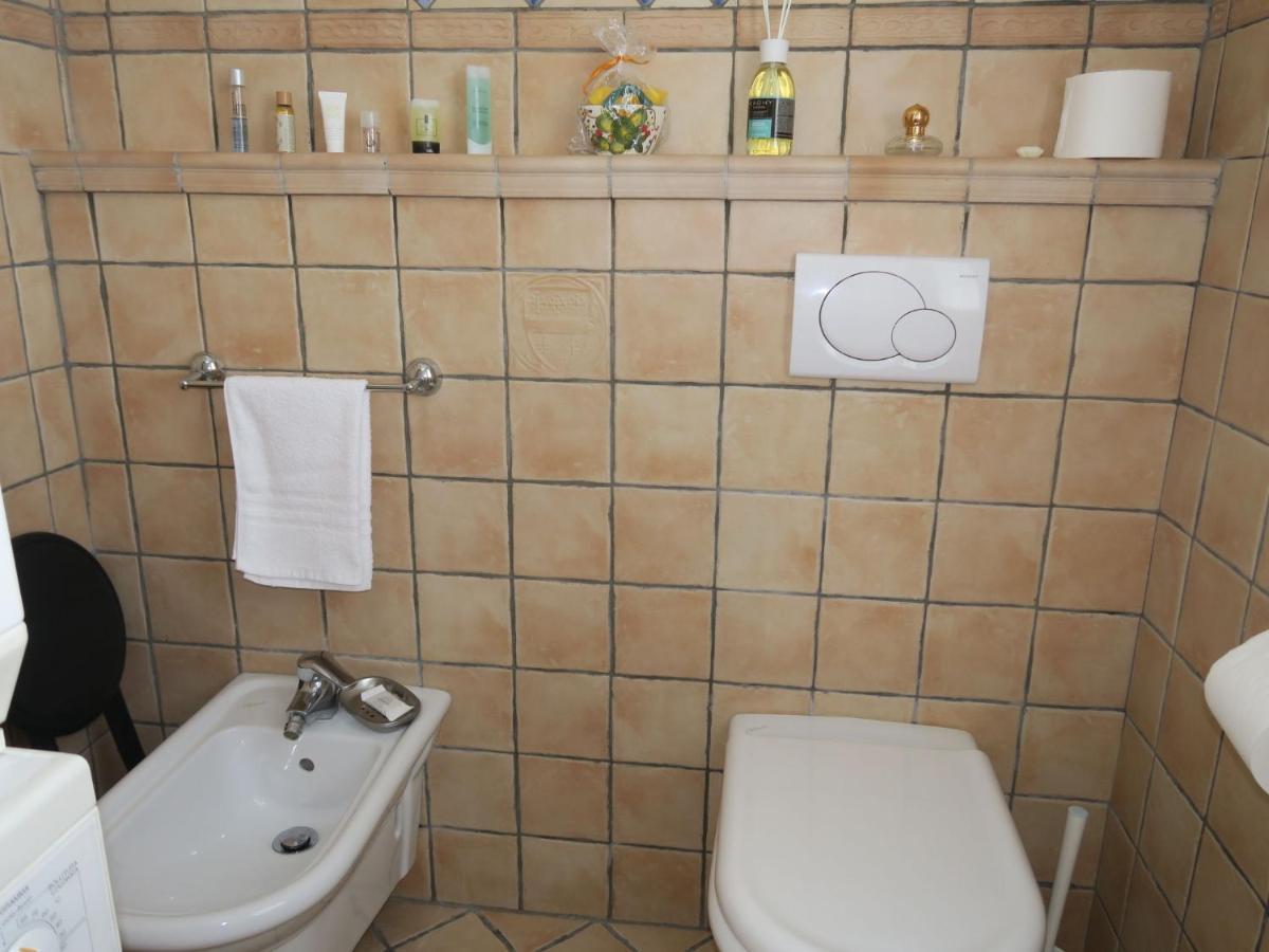 Apartment Le Due Madonne By Interhome Bologna Bagian luar foto