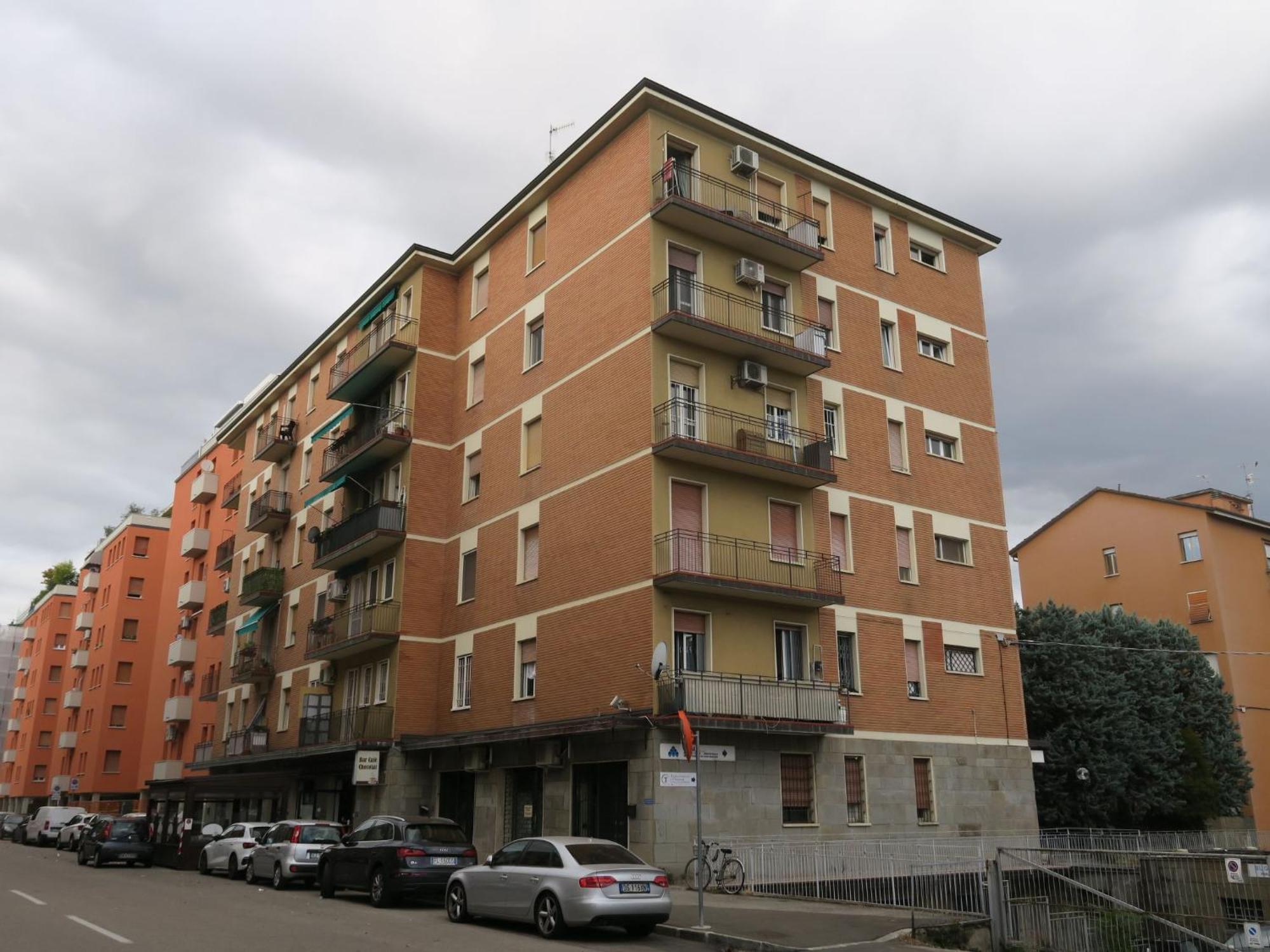 Apartment Le Due Madonne By Interhome Bologna Bagian luar foto